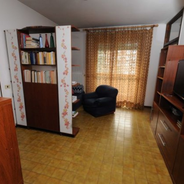 2 Via Giorgio A mendola, 3 Stanze da Letto Stanze da Letto, ,2 BathroomsBathrooms,Appartamento,Vendita,Via Giorgio A mendola,1081